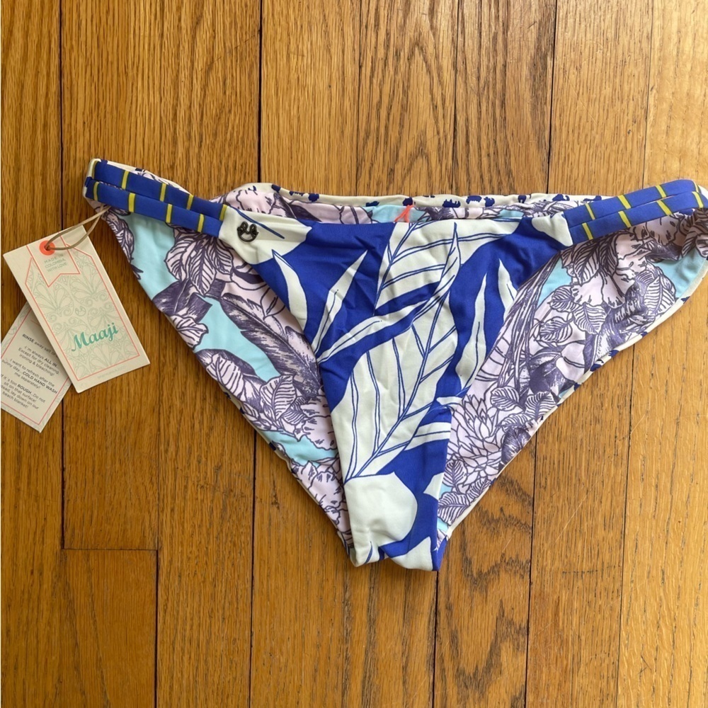 NEW Maaji Womens Bikini Bottom 2067SBC23 Blue White Reversible Large NWT